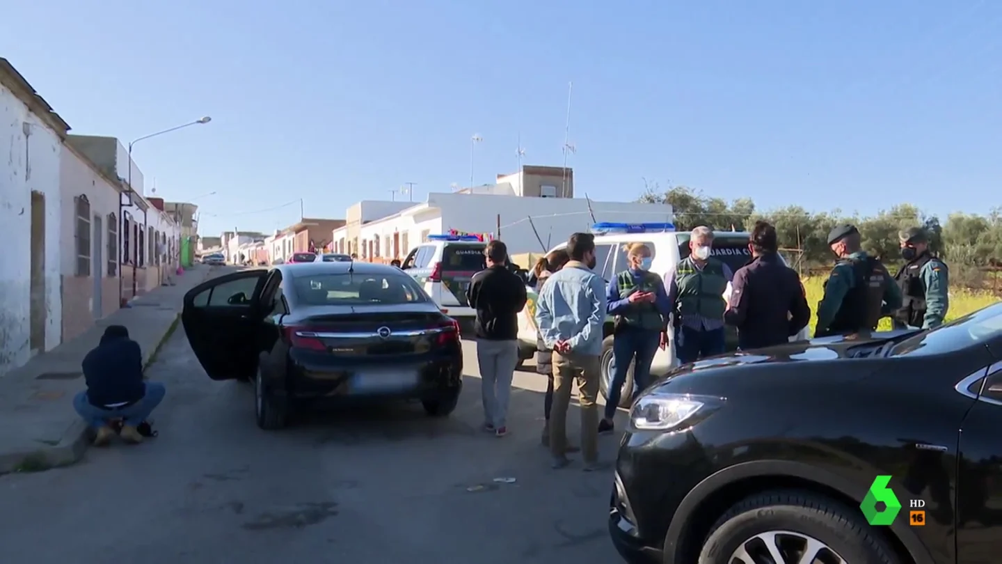 La razón por la que 'El Patrón' "deja tranquilamente un Porsche Panamera en la puerta de su casa" La razón por la que 'El Patrón' "deja tranquilamente un Porsche Panamera en la puerta de su casa"