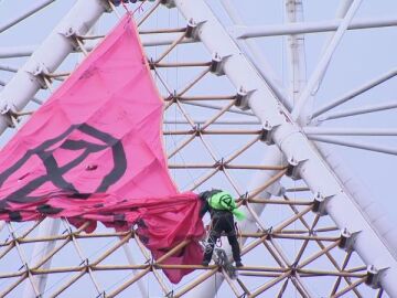 Climate activist arrested for climbing a tower in Melbourne, Australia