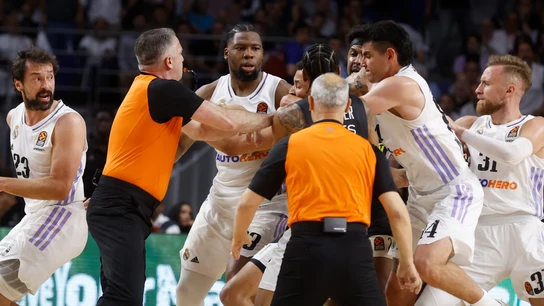 Pelea en el Real Madrid - Partizan Pelea en el Real Madrid - Partizan