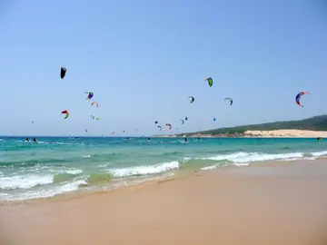 Tarifa es muchísimo más que surf. ¡Hay que descubrirla! Tarifa es muchísimo más que surf. ¡Hay que descubrirla!