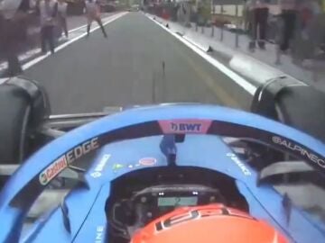 Ocon, cerca de atropellar a una multitud en Bak&uacute;
