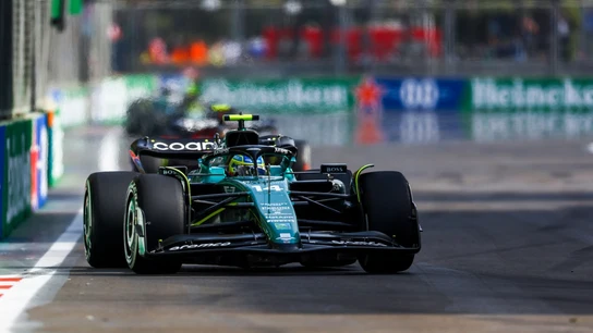 Fernando Alonso rueda en Azerbaiyán Fernando Alonso rueda en Azerbaiyán