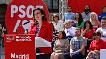 Margarita Robles critica el "patriotismo de pulsera" de la oposición: "La bandera de España es de todos"