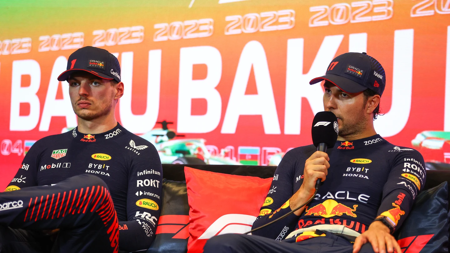 Max Verstappen y Checo Pérez Max Verstappen y Checo Pérez