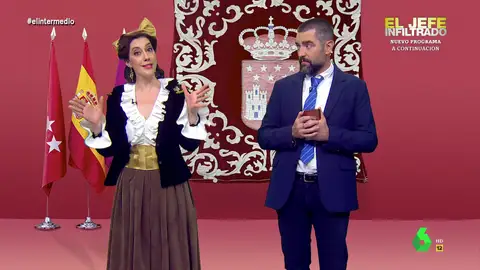 'Isabel Díaz Ayuso' rechaza la foto en la tribuna con Bolaños: "Con la alfombra, ya hay demasiado rojo en el escenario"