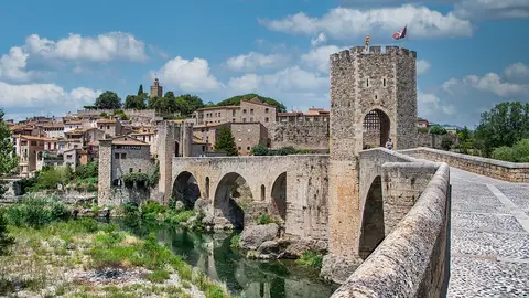 Besalú Besalú