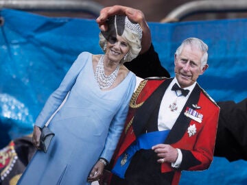 Why is the Champions League hymn going to sound at the coronation of Carlos III?