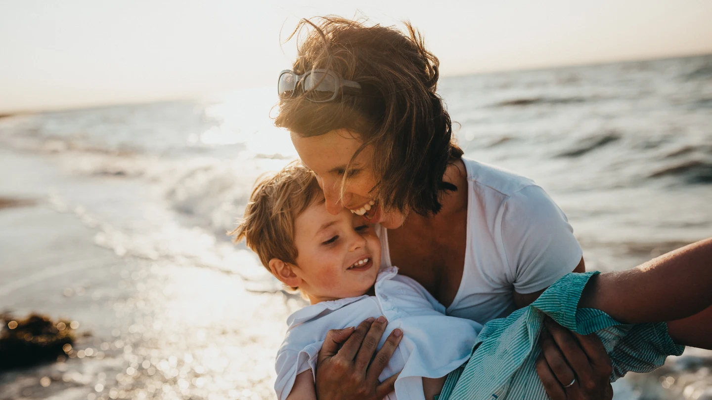 "Si como madre no descansas, te costará más disfrutar de tus hijos": los trucos de dos psicólogas para cuidarte "Si como madre no descansas, te costará más disfrutar de tus hijos": los trucos de dos psicólogas para cuidarte