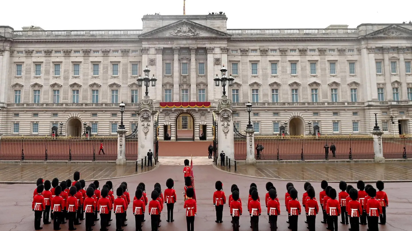 King's Guard frente al Palacio de Buckingham King's Guard frente al Palacio de Buckingham