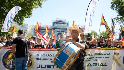 Policías y Guardias Civiles reclaman desde Madrid una jubilación digna