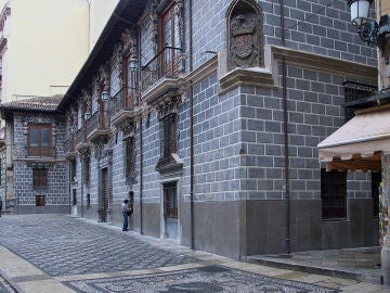 Palacio de la Madraza de Granada: ¿sabías que fue la primera universidad pública de Al-Ándalus?