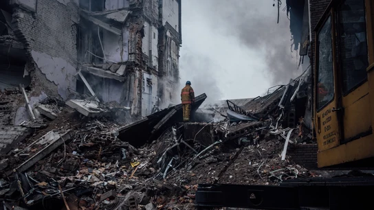 Bajmut arde mientras Zaporiyia se prepara para una ofensiva ucraniana Bajmut arde mientras Zaporiyia se prepara para una ofensiva ucraniana