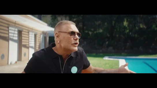 Nacho Vidal recuerda su 'cameo' en la entrevista de Jordi Évole a Miguel Bosé: "Me había bebido 16 mojitos" Nacho Vidal recuerda su 'cameo' en la entrevista de Jordi Évole a Miguel Bosé: "Me había bebido 16 mojitos"