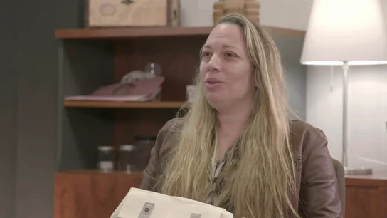 "Sus ojos no se olvidan": el piropazo de una empleada al ver a el jefe infiltrado el día de las revelaciones "Sus ojos no se olvidan": el piropazo de una empleada al ver a el jefe infiltrado el día de las revelaciones