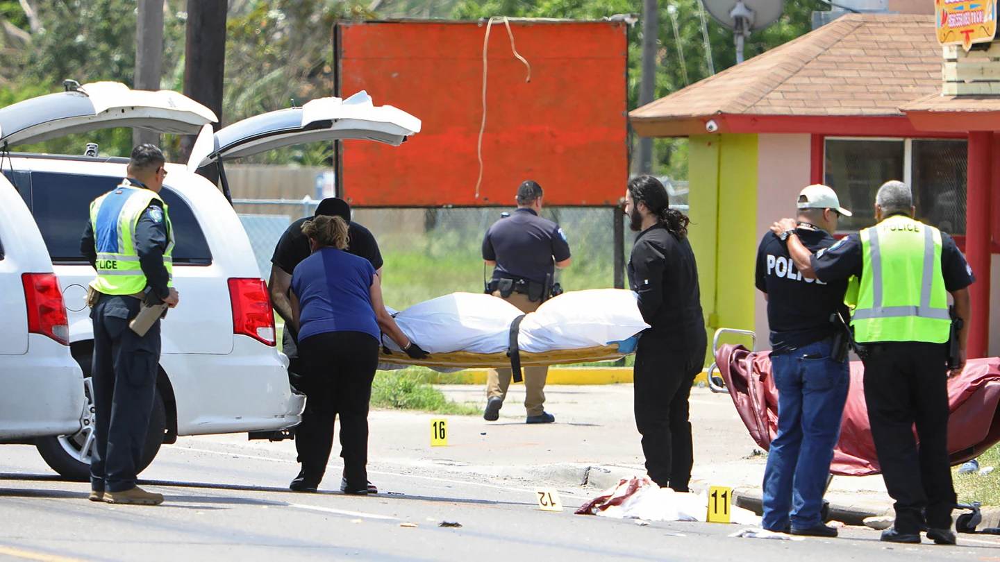 Los agentes investigan la escena del atropello mortal cerca del Centro Ozanam Los agentes investigan la escena del atropello mortal cerca del Centro Ozanam