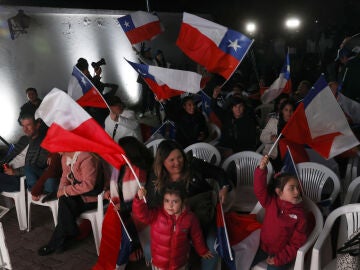 The extreme right gives surprise and will lead the constituent process in Chile