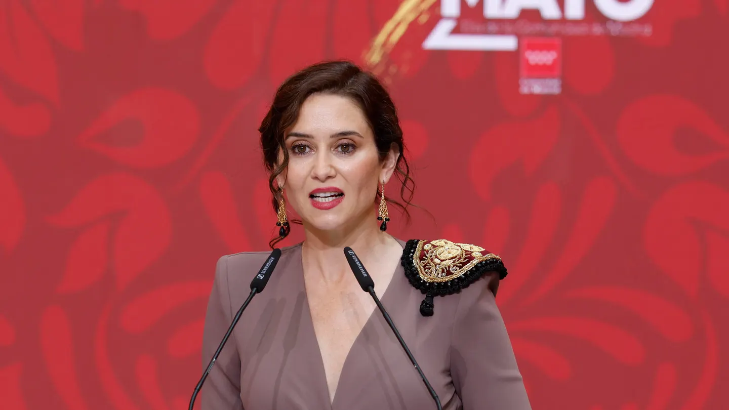 La presidenta de la Comunidad de Madrid, Isabel Díaz Ayuso Encuestas electorales Madrid: Ayuso alcanza la mayoría absoluta gracias a la desaparición de Podemos