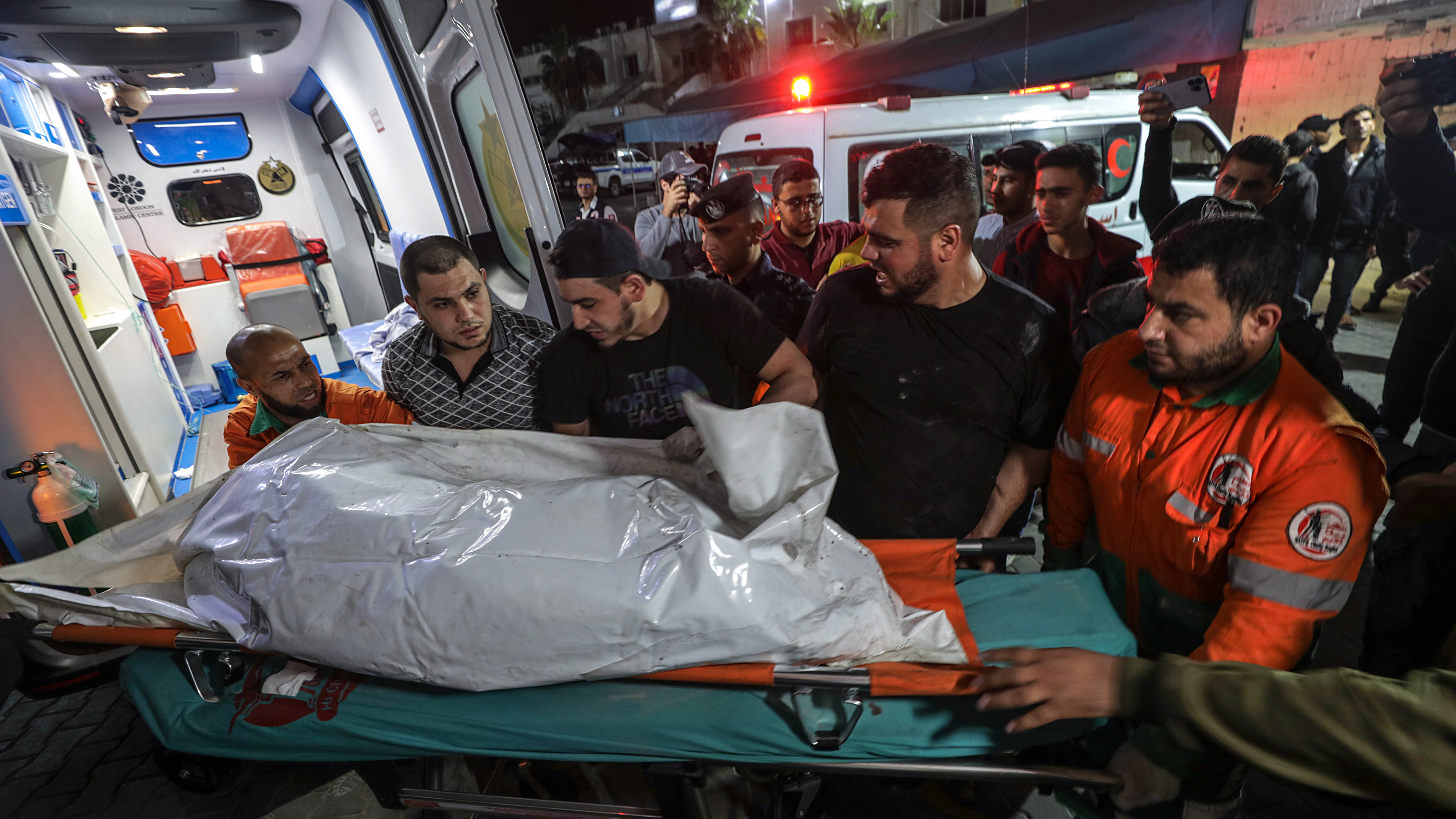 Israel bombardea intensamente a Gaza y deja 13 muertos, entre ellos tres líderes de la Yihad Islámica Palestina