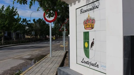 Entrada del municipio sevillano de Lantejuela