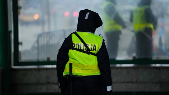 Imagen de archivo de un policía polaco. Imagen de archivo de un policía polaco.