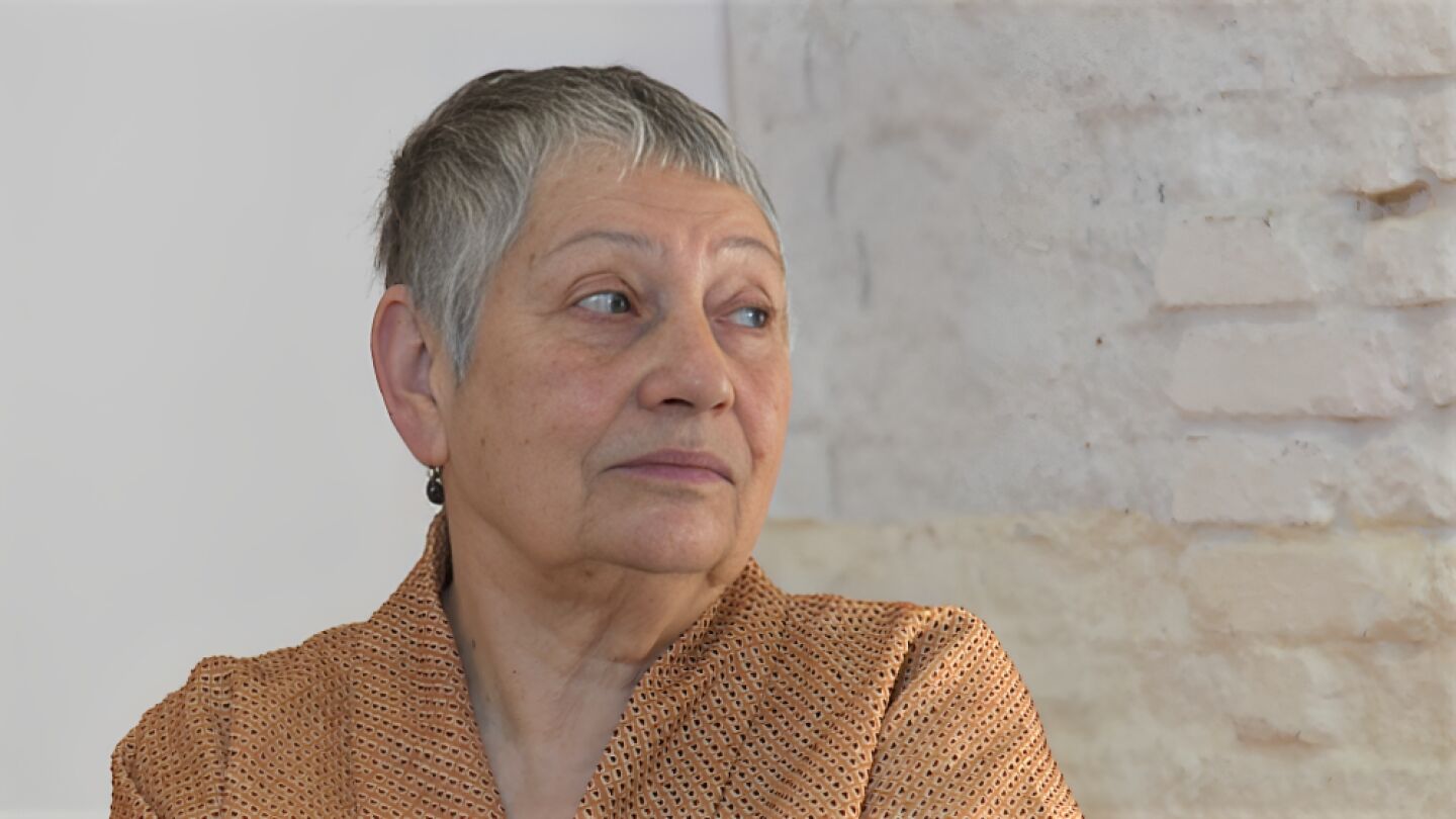Liudmila Ulítskaya Liudmila Ulítskaya