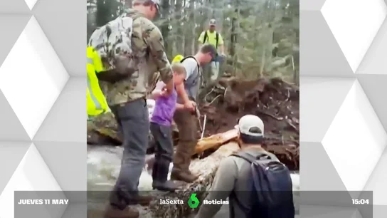 Un niño de ocho años sobrevive dos días perdido en un bosque de Michigan comiendo nieve Un niño de ocho años sobrevive dos días perdido en un bosque de Michigan comiendo nieve