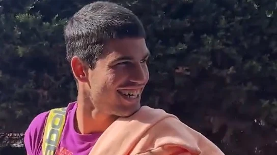 Carlos Alcaraz no da crédito: le llama "trozo de mierda" en Roma Carlos Alcaraz no da crédito: le llama "trozo de mierda" en Roma
