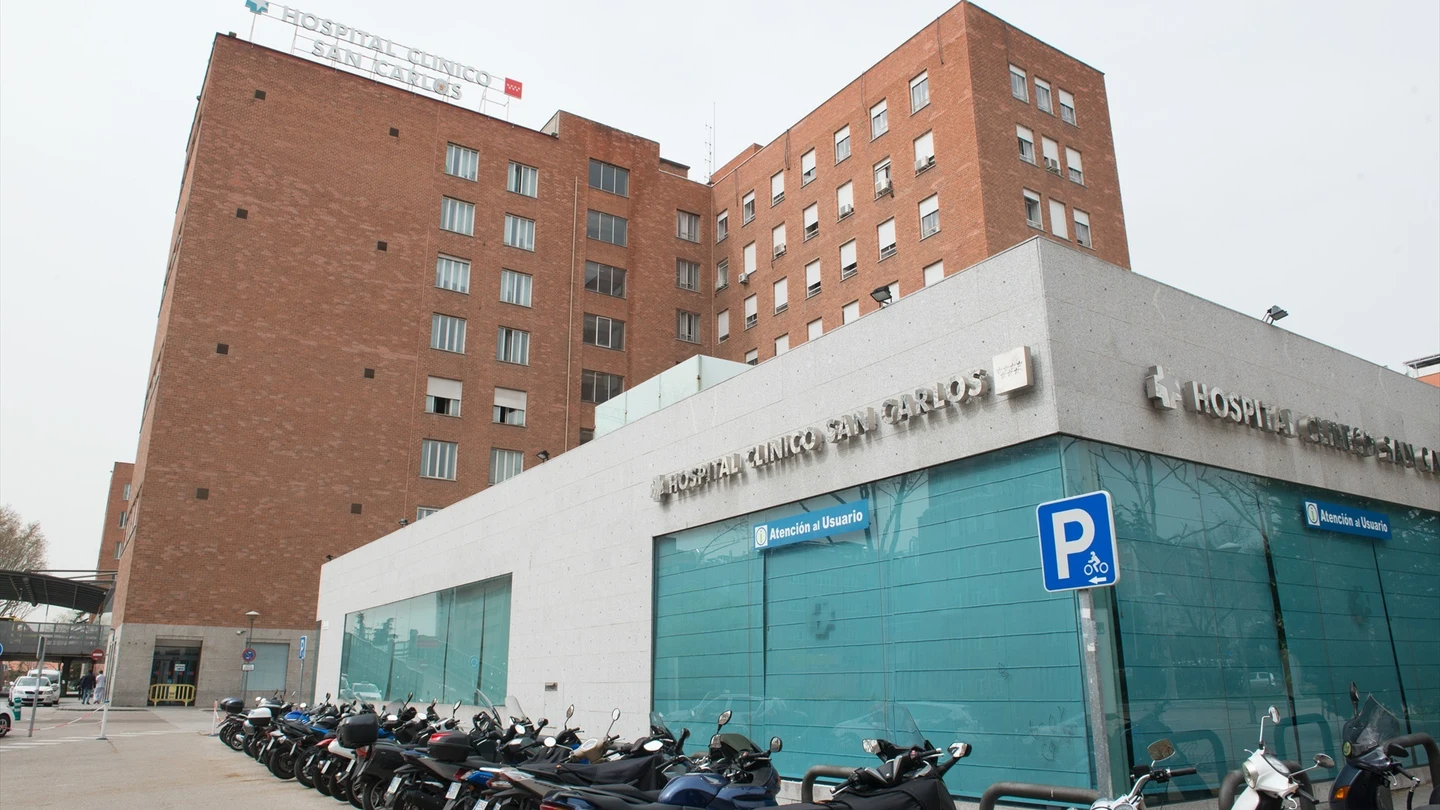 Foto de archivo del Hospital Clínico San Carlos Foto de archivo del Hospital Clínico San Carlos