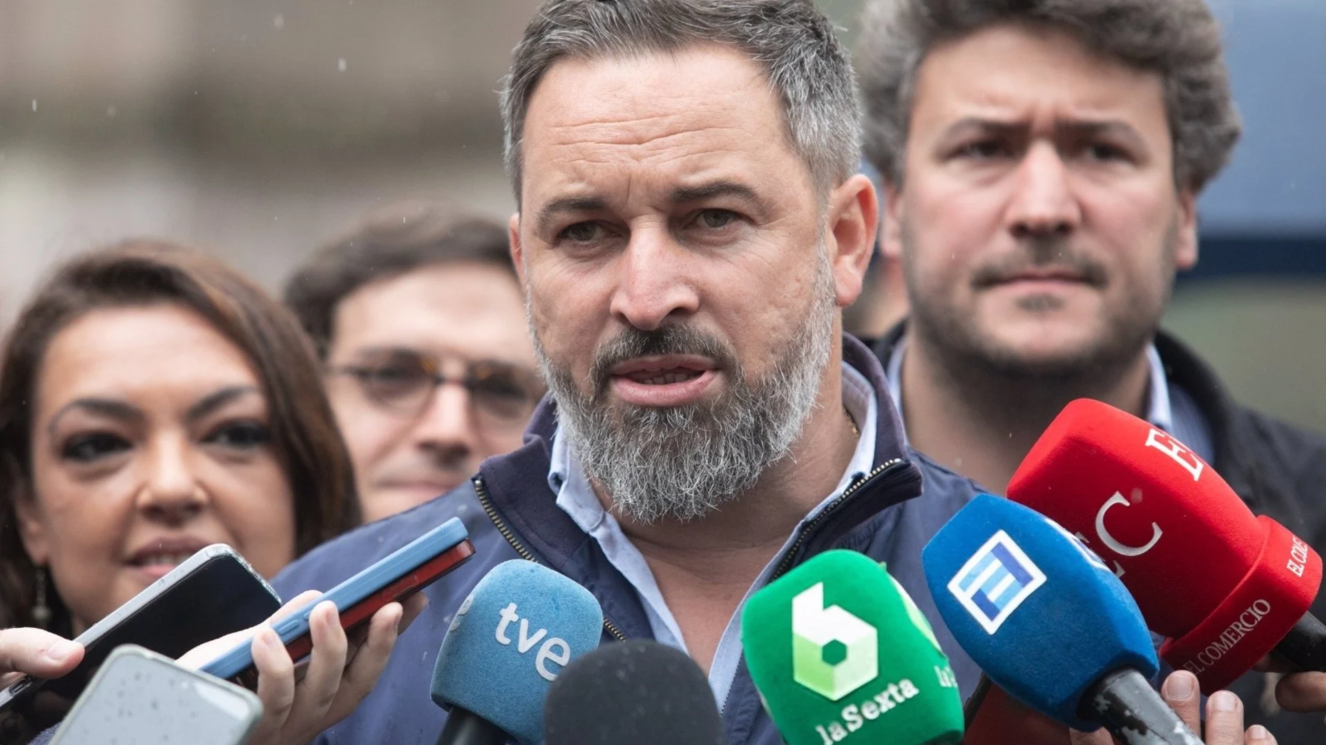 Santiago Abascal de visita en Covadonga