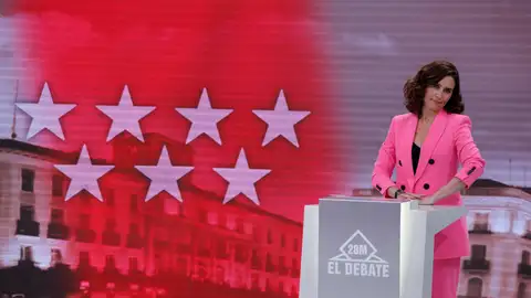 La presidenta madrileña y candidata del PP, Isabel Díaz Ayuso, durante el debate electoral de 'Telemadrid'