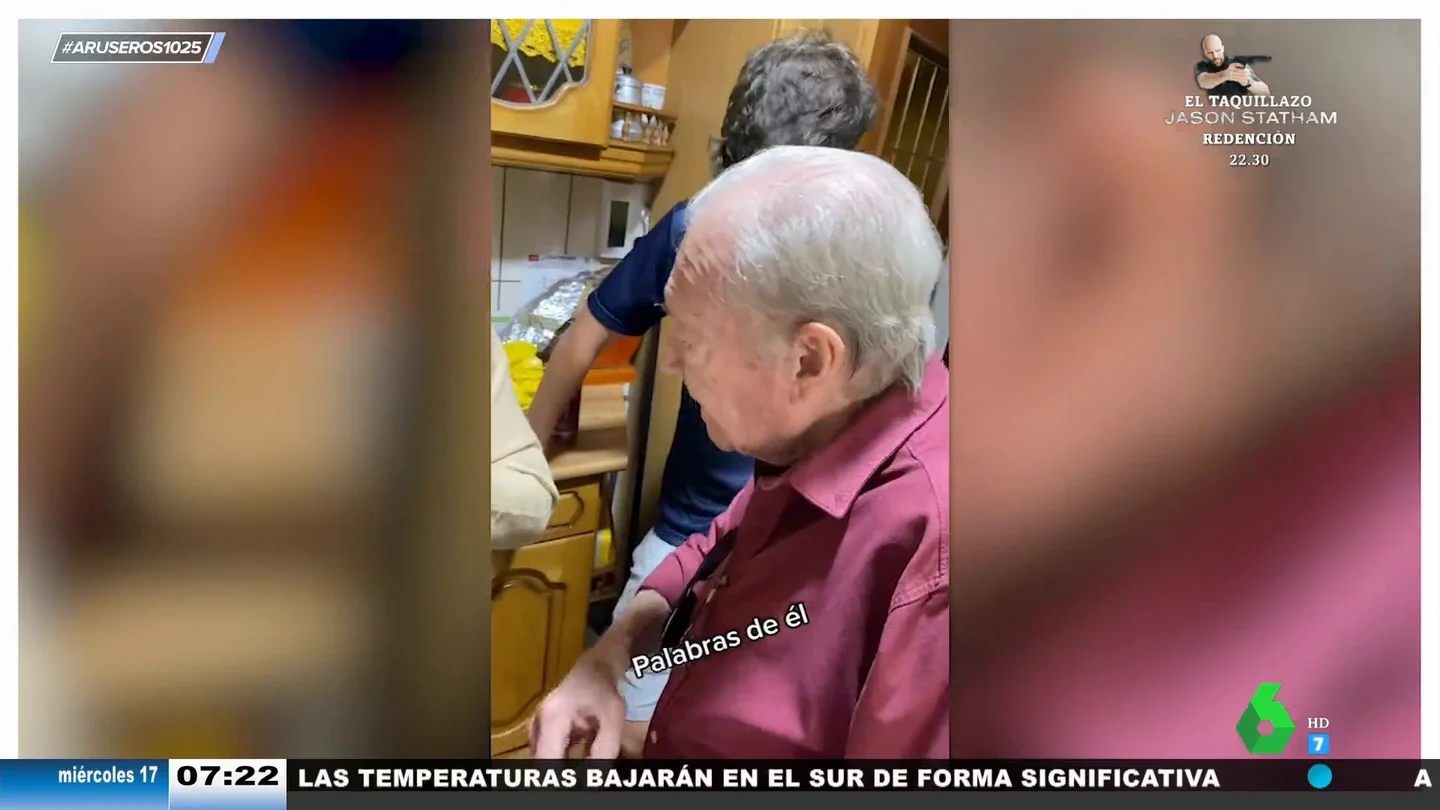 La divertida explicación de un abuelo a su mujer por el tatuaje de su nieto: "Yo pensaba que iba al estudio de Televisión Española" La divertida explicación de un abuelo a su mujer por el tatuaje de su nieto: "Yo pensabaa que iba al estudio de Televisión Española"