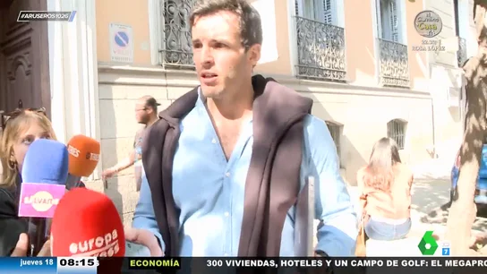 Íñigo Onieva responde si peligra el catering de la boda: el chef Eneko Atxa es primo de una de las diseñadoras de 'Sophie et voilà' Íñigo Onieva responde si peligra el catering de la boda: el chef Eneko Atxa es primo de una de las diseñadoras de 'Sophie et voilà'
