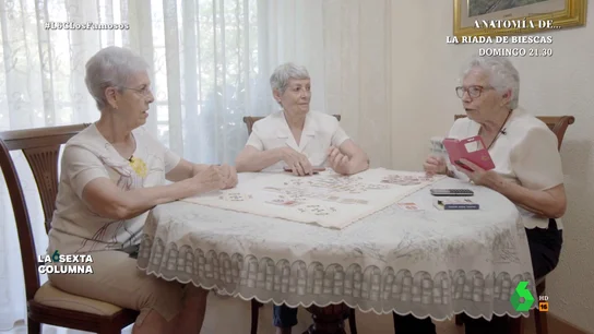 El cotilleo de Fidela que afecta directamente al director de laSexta Columna El cotilleo existe desde que existe el ser humano, pero ¿es algo malo? En este vídeo, laSexta Columna analiza con expertos el componente socializador del chismorreo y lo experimenta en sus propias carnes junto a tres simpáticas mujeres jubiladas.