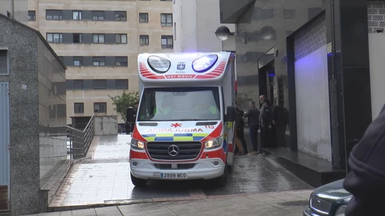 Mueren dos mellizas de 12 años al caer por una ventana de un sexto piso en Oviedo Mueren dos mellizas de 12 años al caer por una ventana de un sexto piso en Oviedo