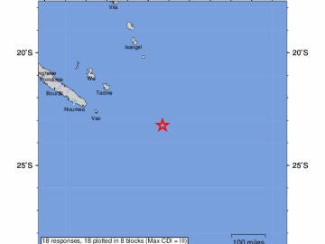 Tsunami warning following a magnitude 7.7 earthquake in New Caledonia