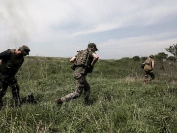 The Wagner Group assures that they have taken Bakhmut while Ukraine denies it and says that its forces resist