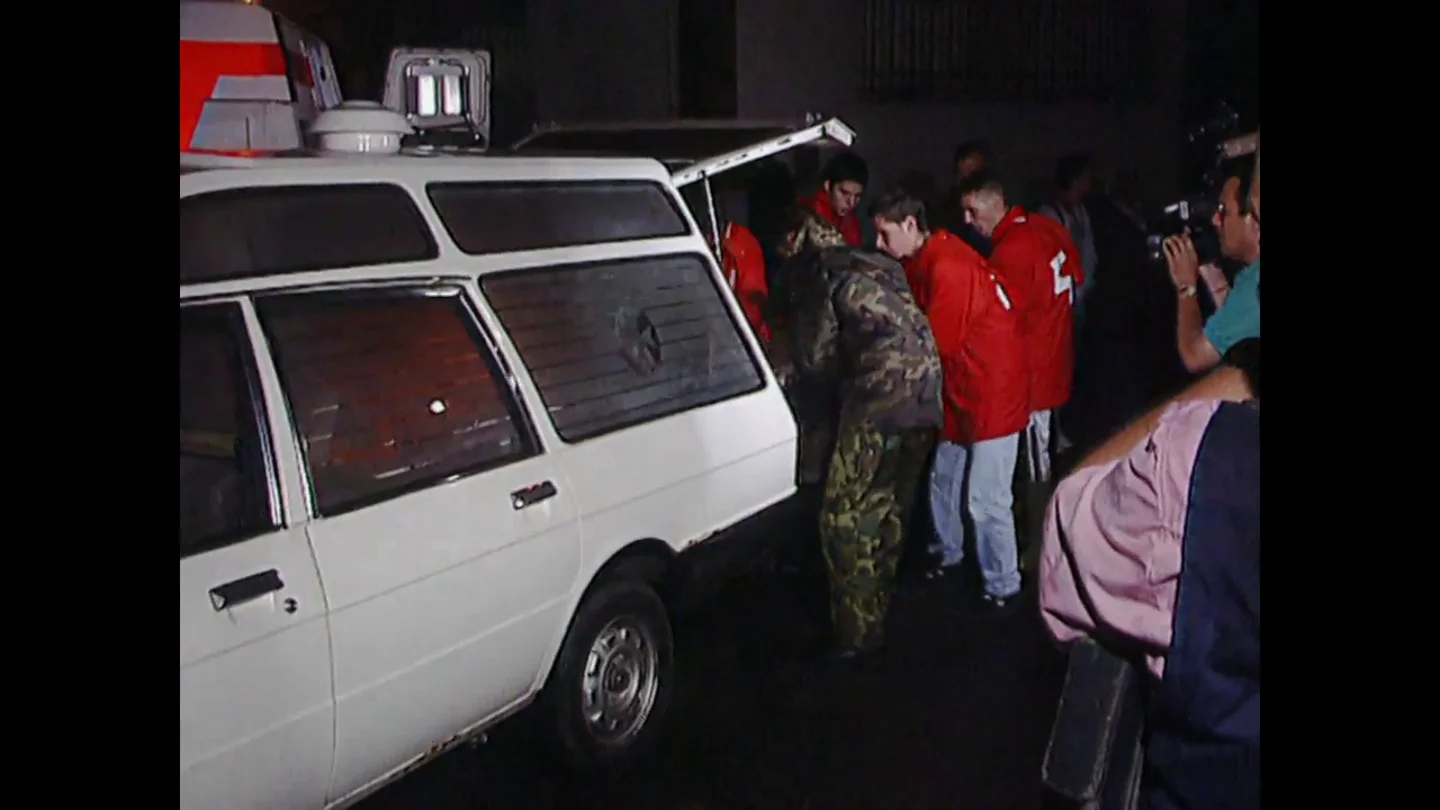 "Encontramos cadáveres a 15 kilómetros del camping": el estremecedor relato de un periodista que cubrió la tragedia de Biescas "Encontramos cadáveres a 15 kilómetros del camping": el estremecedor relato de un periodista que cubrió la tragedia de Biescas