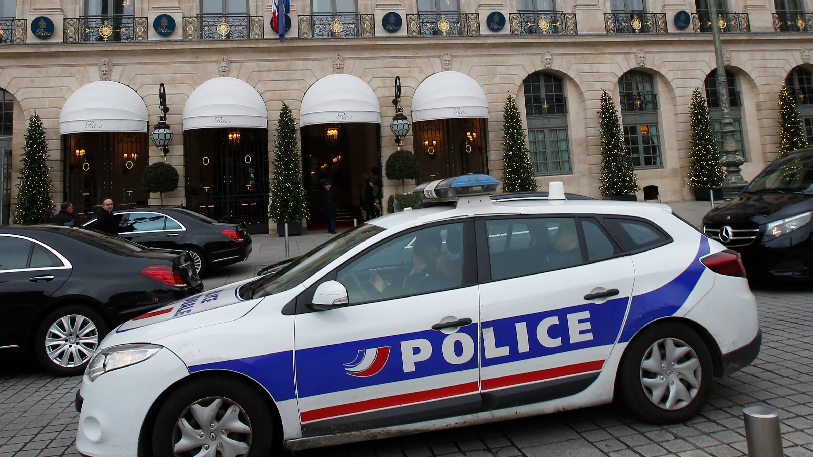 Imagen de archivo de un coche de policía en Francia.