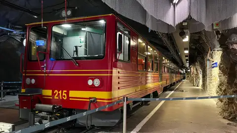 La estación de tren más alta de Europa en Jungfrauoch La estación de tren más alta de Europa en Jungfrauoch