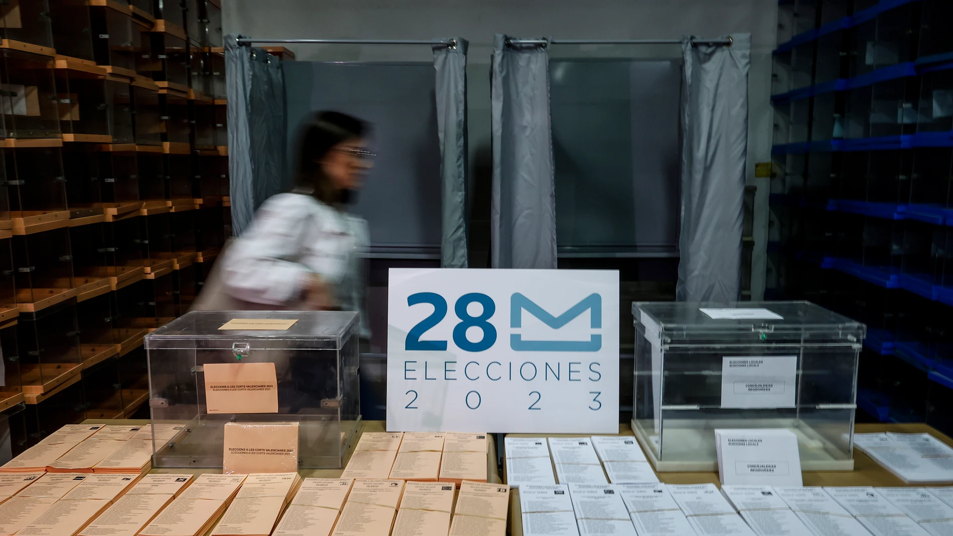 Papeletas de las elecciones del 28 de mayo en el almacén electoral de Valencia