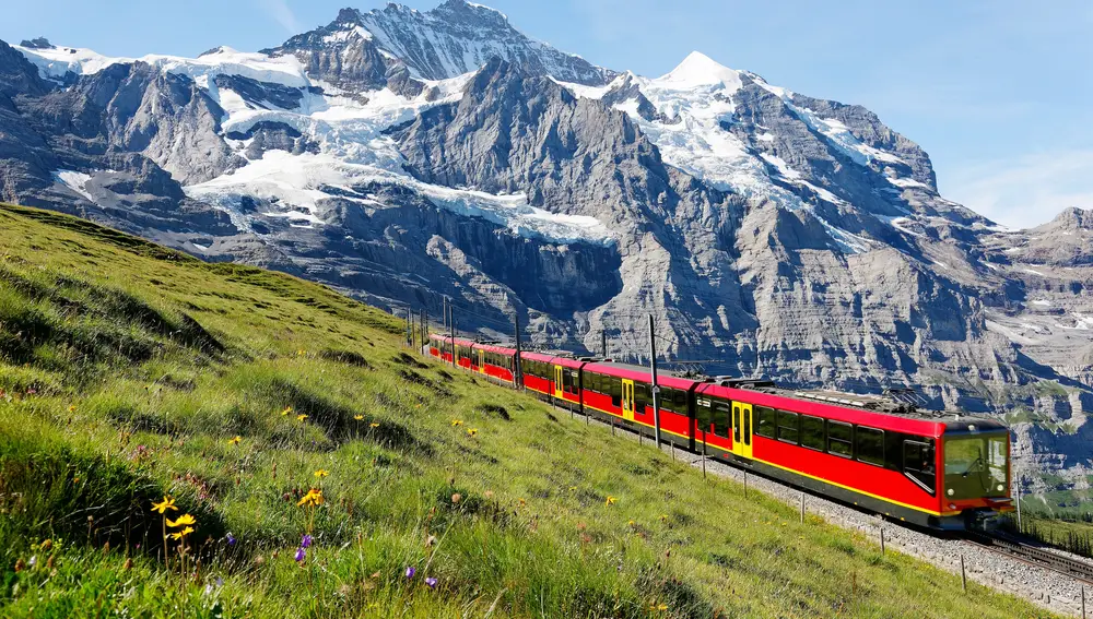 La estación de tren más alta de Europa está en Jungfraujoch (Suiza)