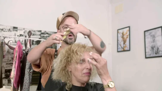 "¿Dónde está mi look tan sensual?": el radical cambio de imagen de la jefa infiltrada de Alvato Luxury "¿Dónde está mi look tan sensual?": el radical cambio de imagen de la jefa infiltrada de Alvato Luxury