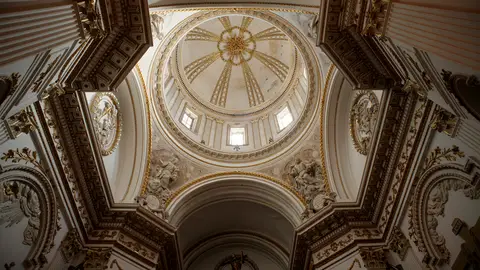 Interior de la Iglesia de Santa María la Mayor de Alcañiz Interior de la Iglesia de Santa María la Mayor de Alcañiz