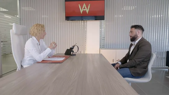 Las duras palabras de la jefa infiltrada de Alvato Luxury a su empleado: "No has estado a la altura" Las duras palabras de la jefa infiltrada de Alvato Luxury a su empleado: "No has estado a la altura"