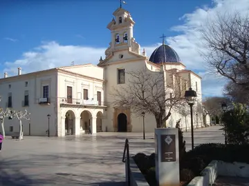 Basílica de la Virgen del Lledó: su construcción y la curiosa leyenda tras la Virgen Basílica de la Virgen del Lledó: su construcción y la curiosa leyenda tras la Virgen