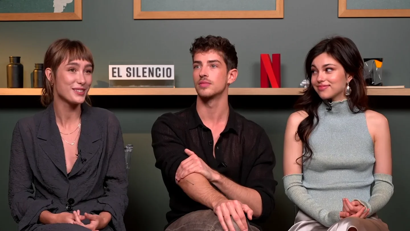 Almudena Amor, Manu Ríos y Cristina Kovani comentan el final de 'El silencio'. Almudena Amor, Manu Ríos y Cristina Kovani comentan el final de 'El silencio'.