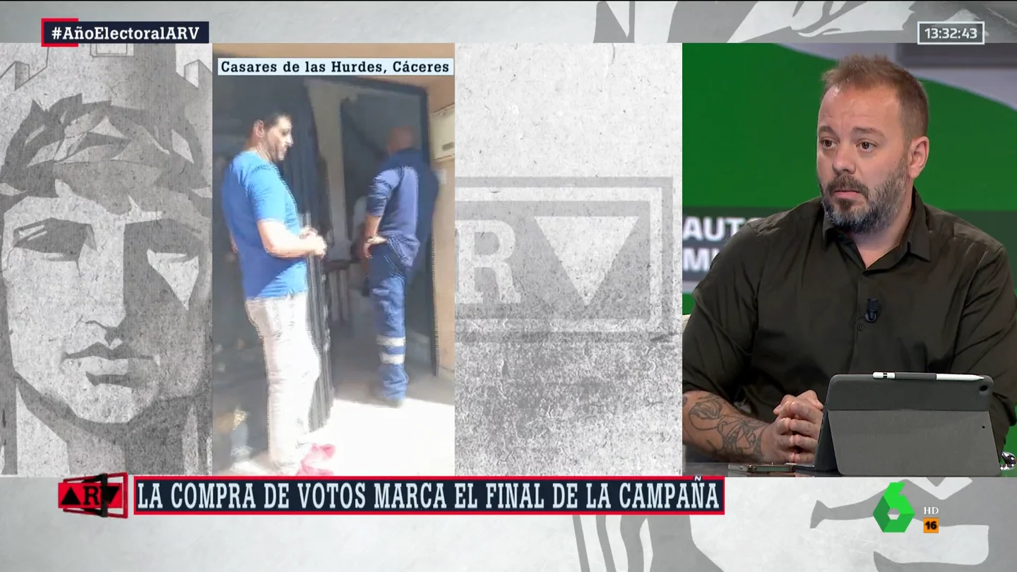 Antonio Maestre reflexiona sobre el trasfondo del mensaje de González Pons sobre la "trama de compra de votos": "Sirve para poner en cuestión los resultados" Antonio Maestre reflexiona sobre el trasfondo del mensaje de González Pons sobre la "trama de compra de votos": "Sirve para poner en cuestión los resultados"