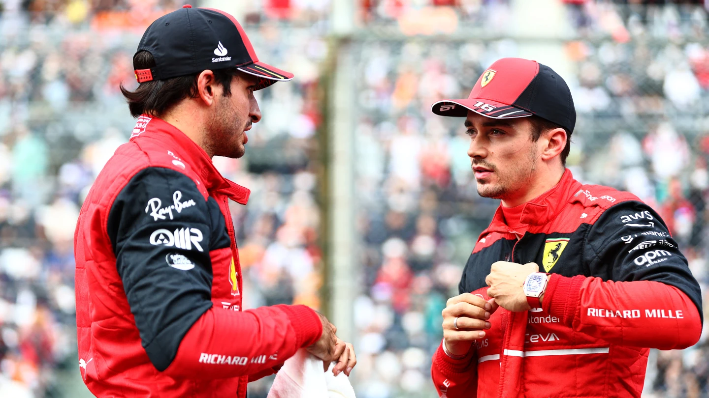 Carlos Sainz y Charles Leclerc. Carlos Sainz y Charles Leclerc.