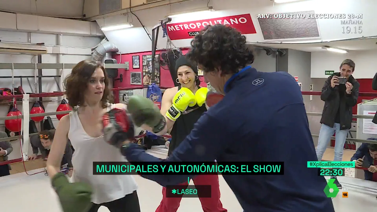 Los momentos más cómicos que han dejado los políticos durante la campaña electoral Los momentos más cómicos que han dejado los políticos durante la campaña electoral