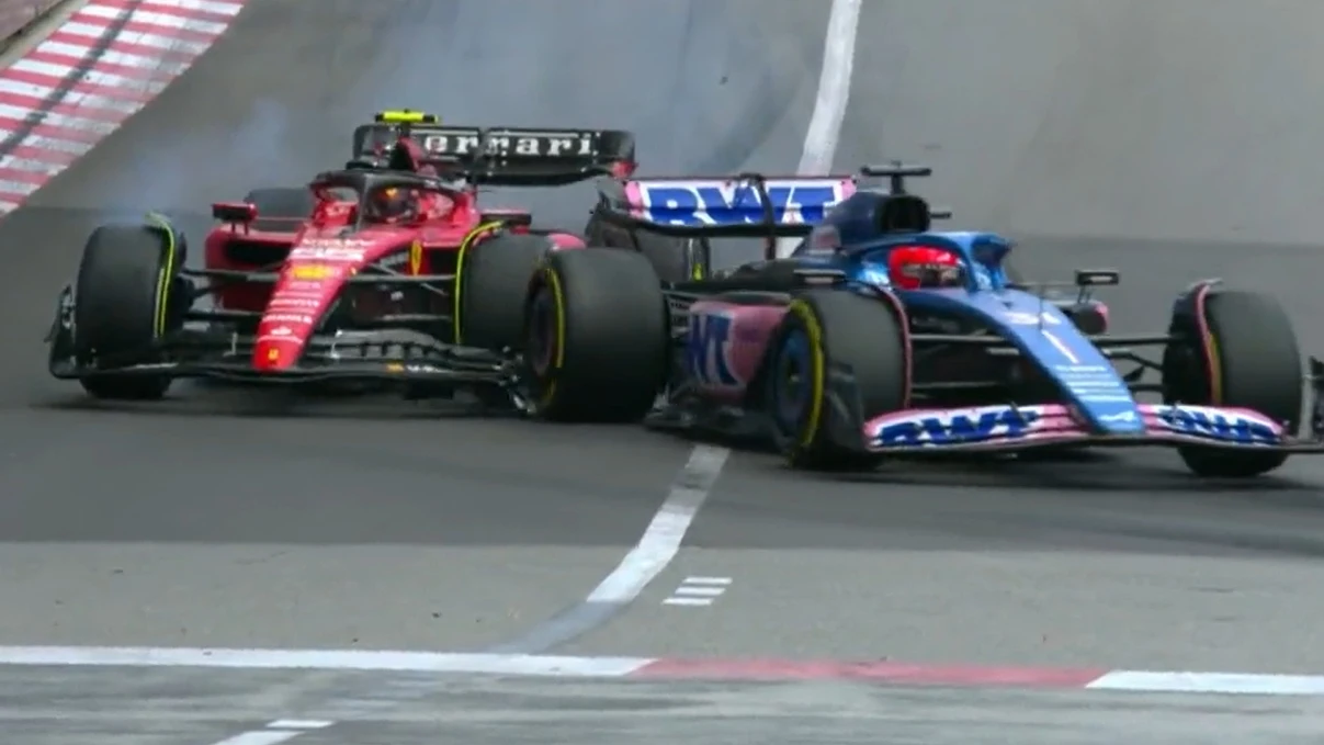 Toque entre Carlos Sainz y Esteban Ocon